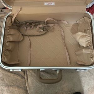 Skyway USA vintage luggage.